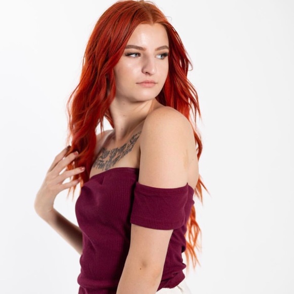 Burgundy Off the Shoulder Crop Top - Picture 3 of 4